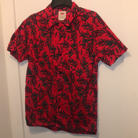 Men’s Small Red and Green Button Down Shirt - Picture 1 of 4